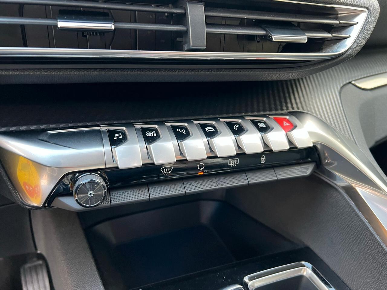 PEUGEOT 3008 1.5 BlueHDi 130CV 12\2020!!! ALLURE!!!