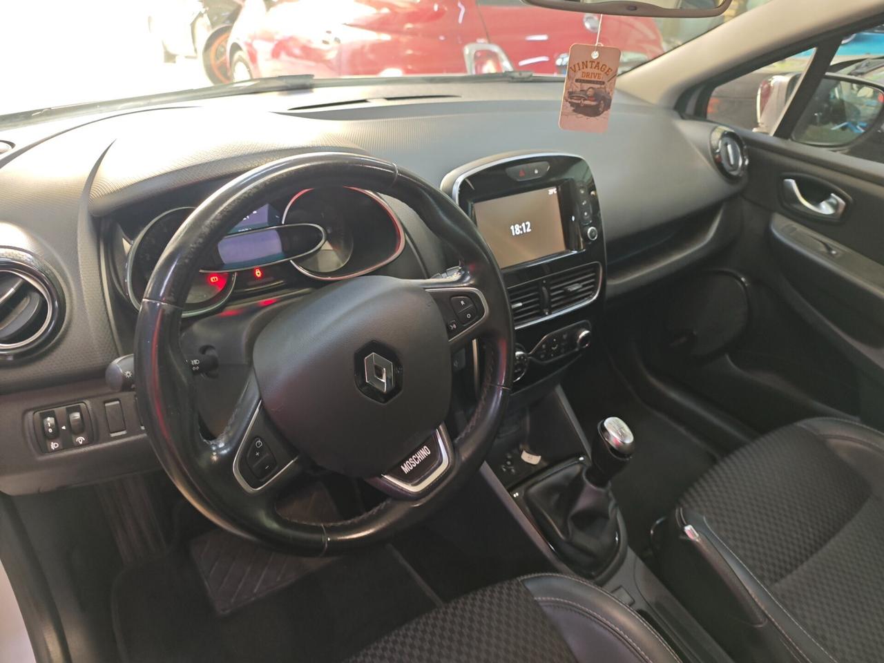 Renault Clio dCi 8V 90 CV 5 porte Moschino Intens