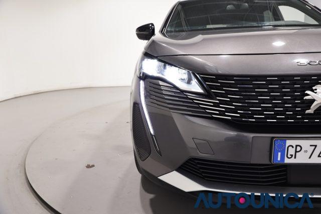 PEUGEOT 3008 HYBRID4 300 E-EAT8 ALLURE PACK PLUG-IN