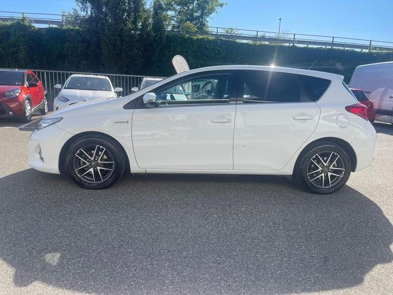 Toyota Auris Hybrid Active +