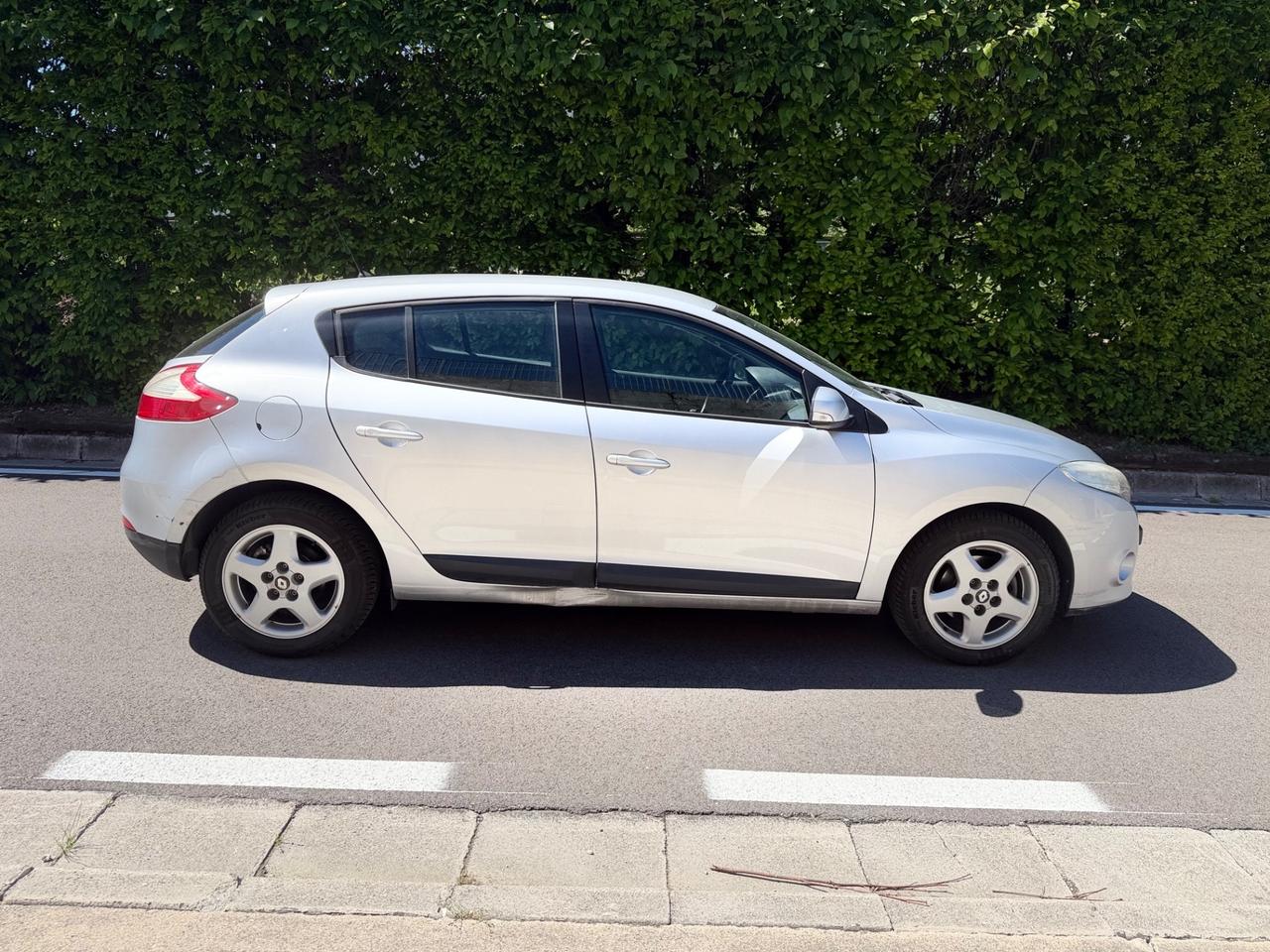 Renault Megane Mégane 1.5 dCi 90CV OK NEOPATENTATI