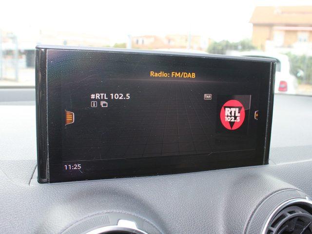 AUDI Q2 35 TDI quattro S tronic Identity Black