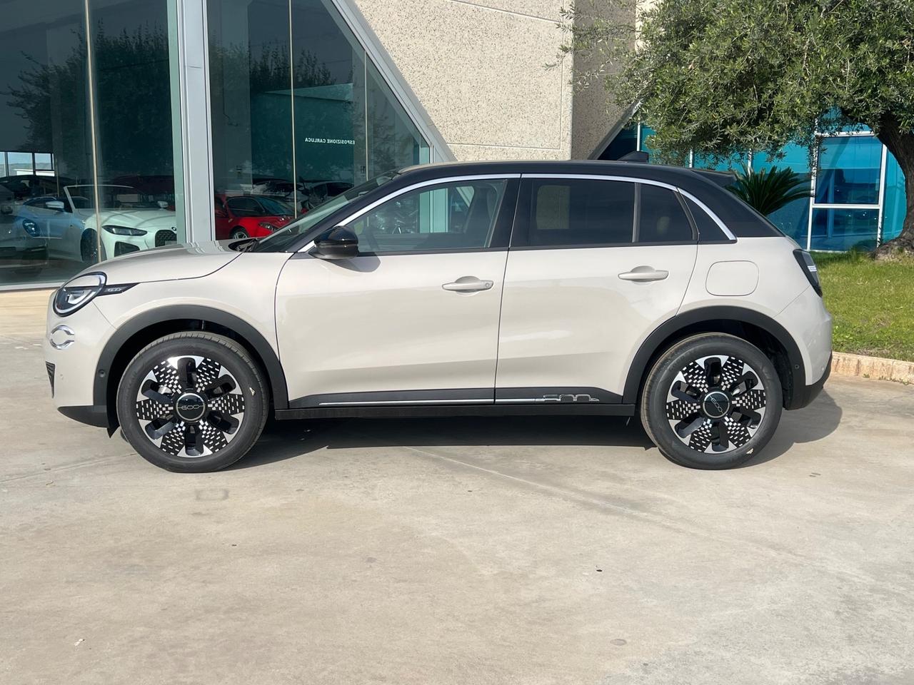 Fiat 600 La prima 115cv possibilità noleggio no scoring