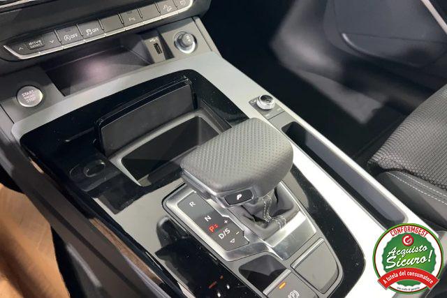 AUDI Q5 35 TDI S tronic S line