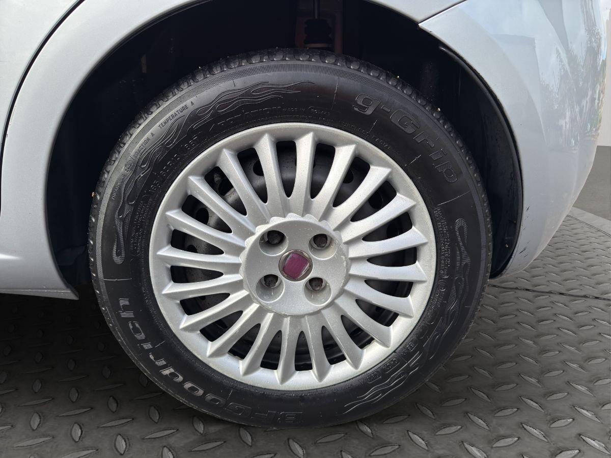 FIAT - Grande Punto - 1.3 MJT 75 CV 5p. Dynamic