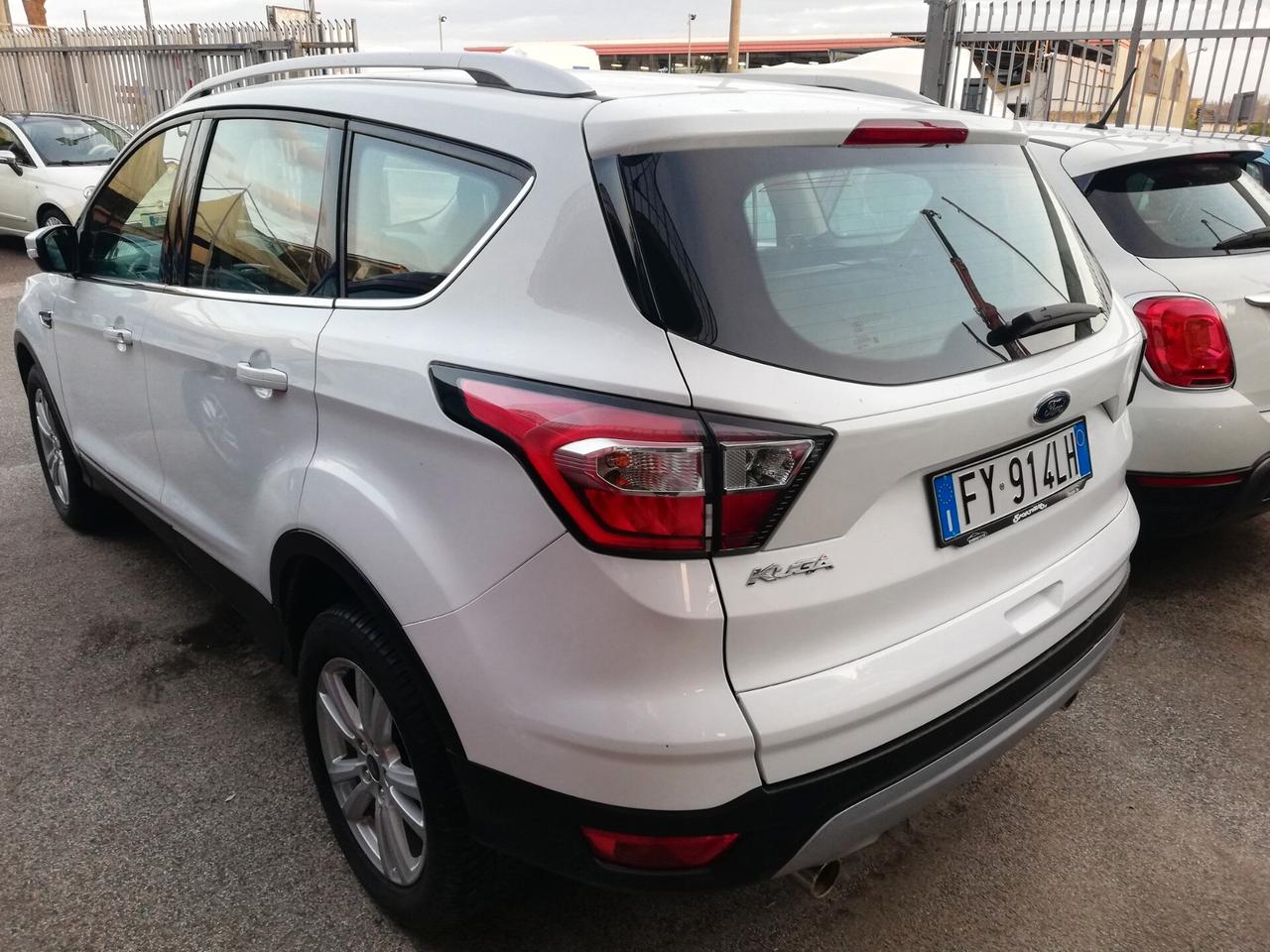 Ford Kuga 2.0 TDCI 120 CV S&S 2WD Titanium