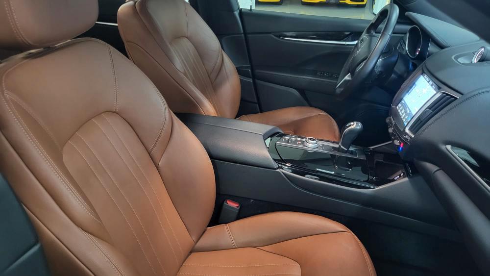 Maserati Levante 3.0 V6 275cv auto