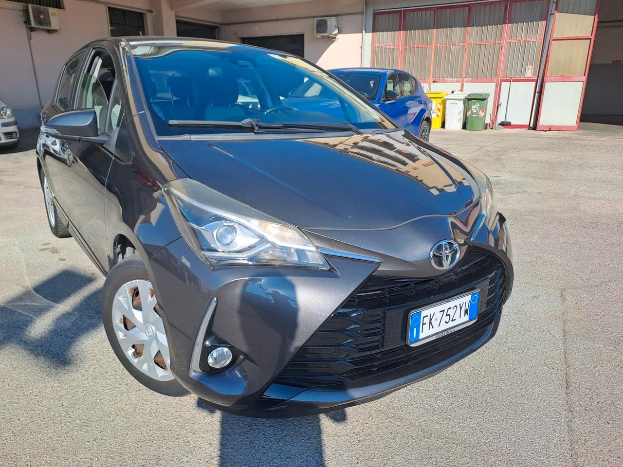 Toyota Yaris 1.0 5 porte Lounge