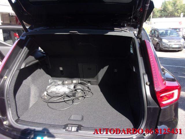 VOLVO XC40 T5 Recharge Plug-in Hybrid Inscription Expression