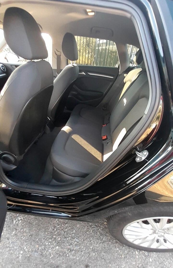 Audi A3 SPB 1.6 TDI Business