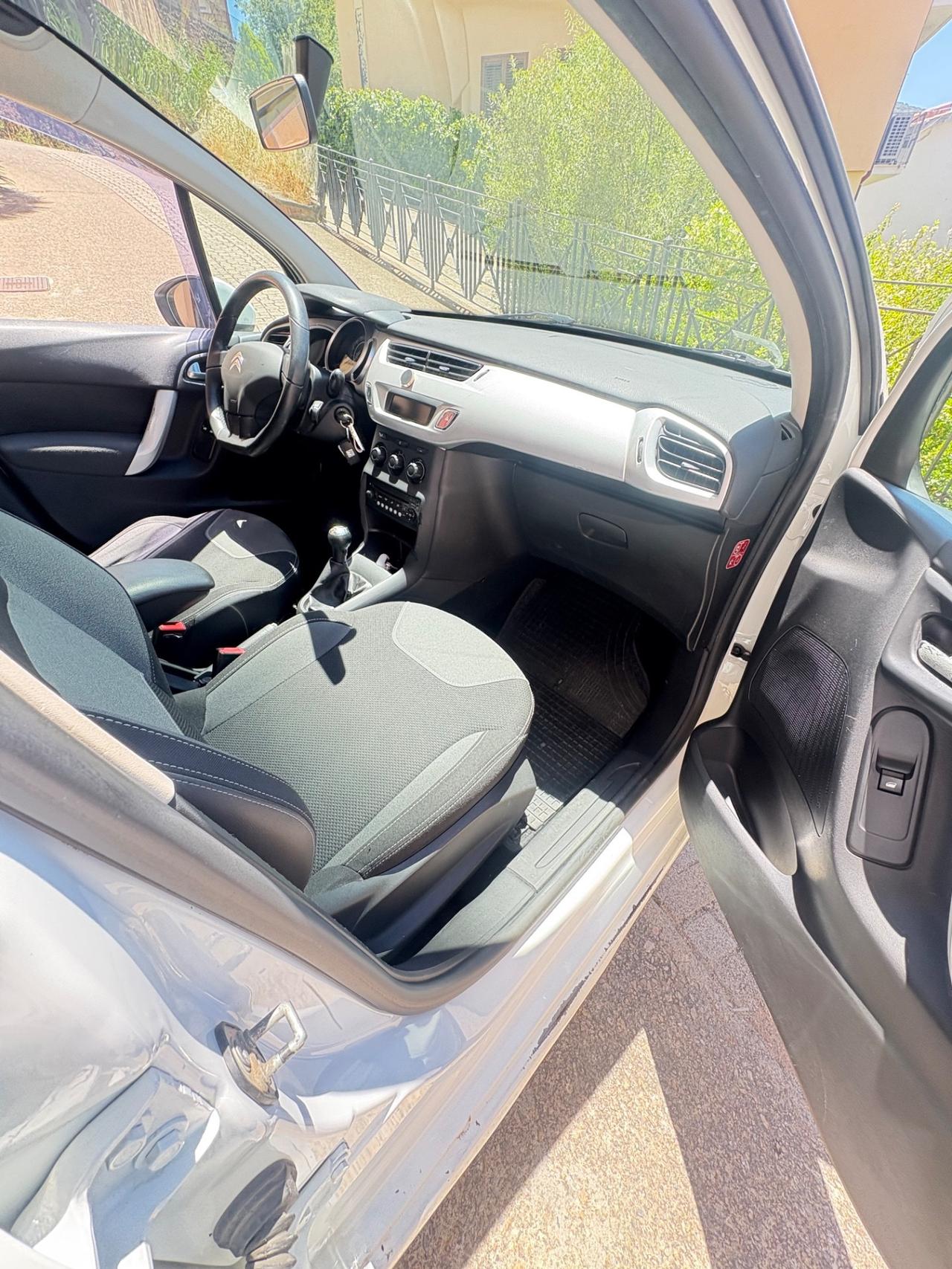 Citroen C3 1.2 VTi 82CV Van Attraction