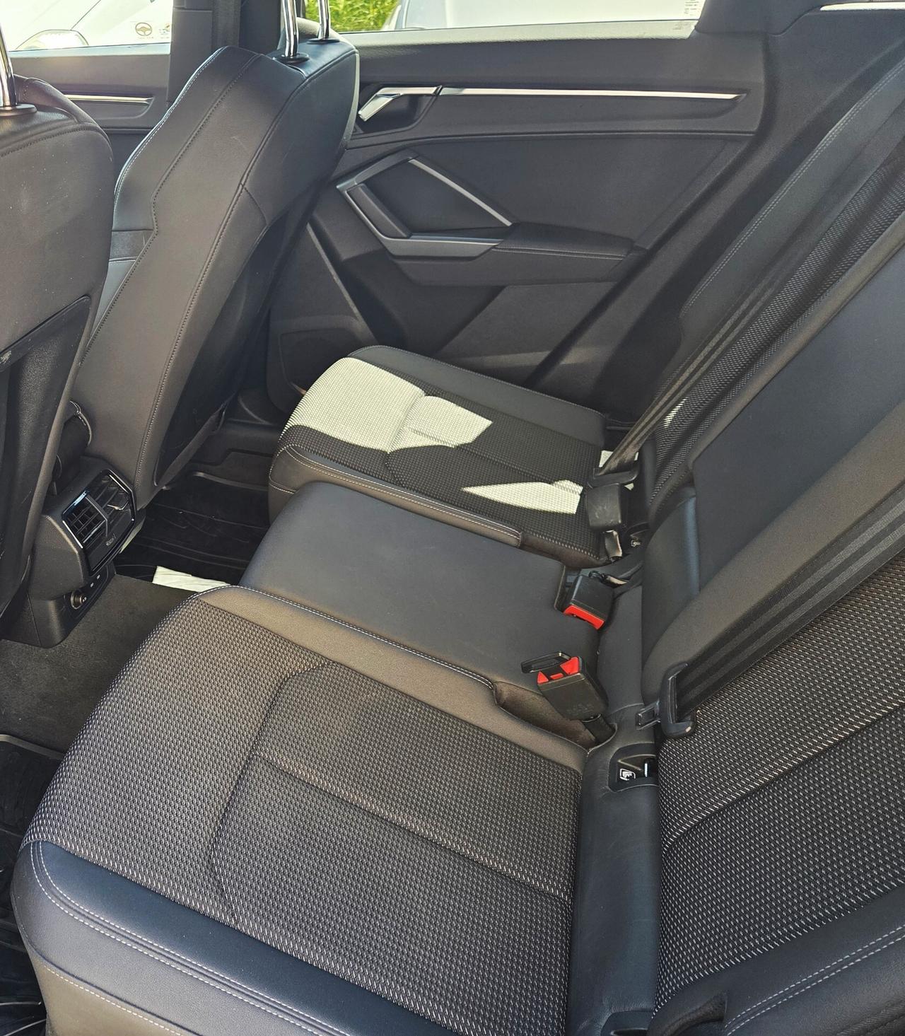 Audi Q3 35 TDI S tronic 2.0 TDI 150 CV FULL GARANZIA