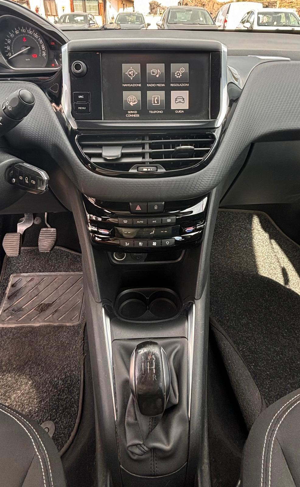 Peugeot 208 BlueHDi 100 5 porte Allure