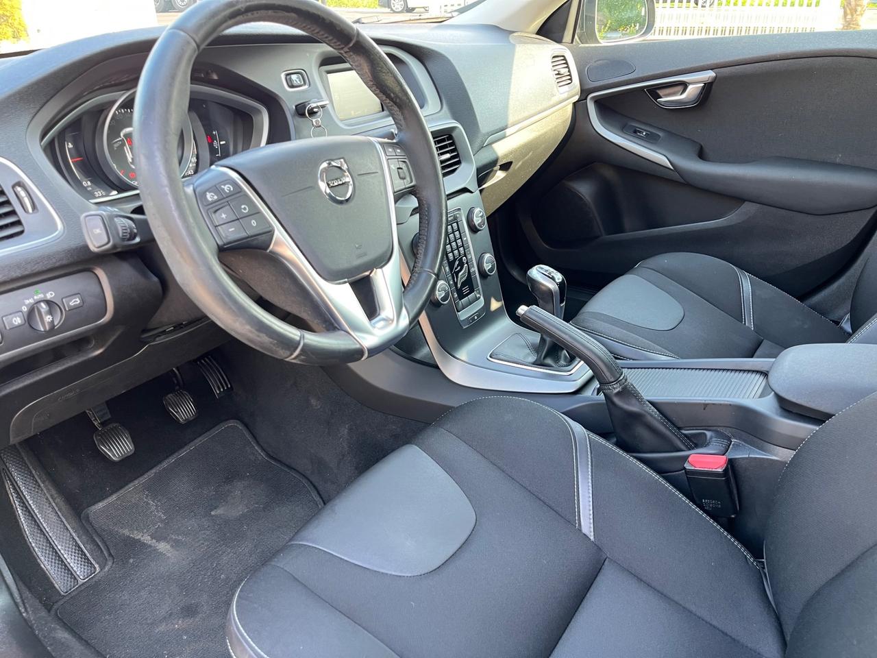 Volvo V40 D2 Business Plus ok PER Neopatentato...
