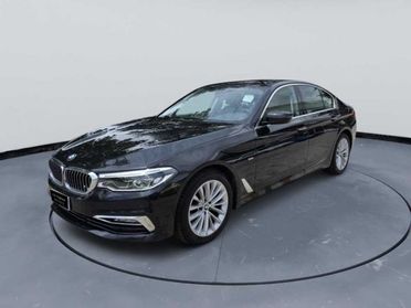 BMW 520 Serie 5(G30/31/F90) - d Luxury