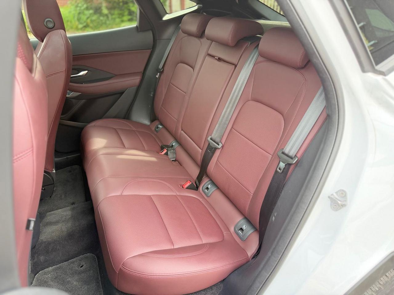 Jaguar E-Pace R-Dynamic P 300e PHEV #10346