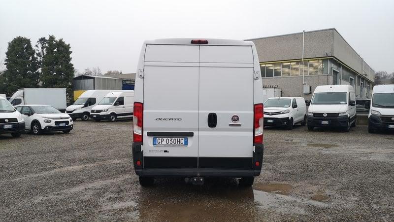 FIAT Ducato 33 2.3 MJT 140CV PM-TM 7 Posti Semi Vetrato Gancio traino