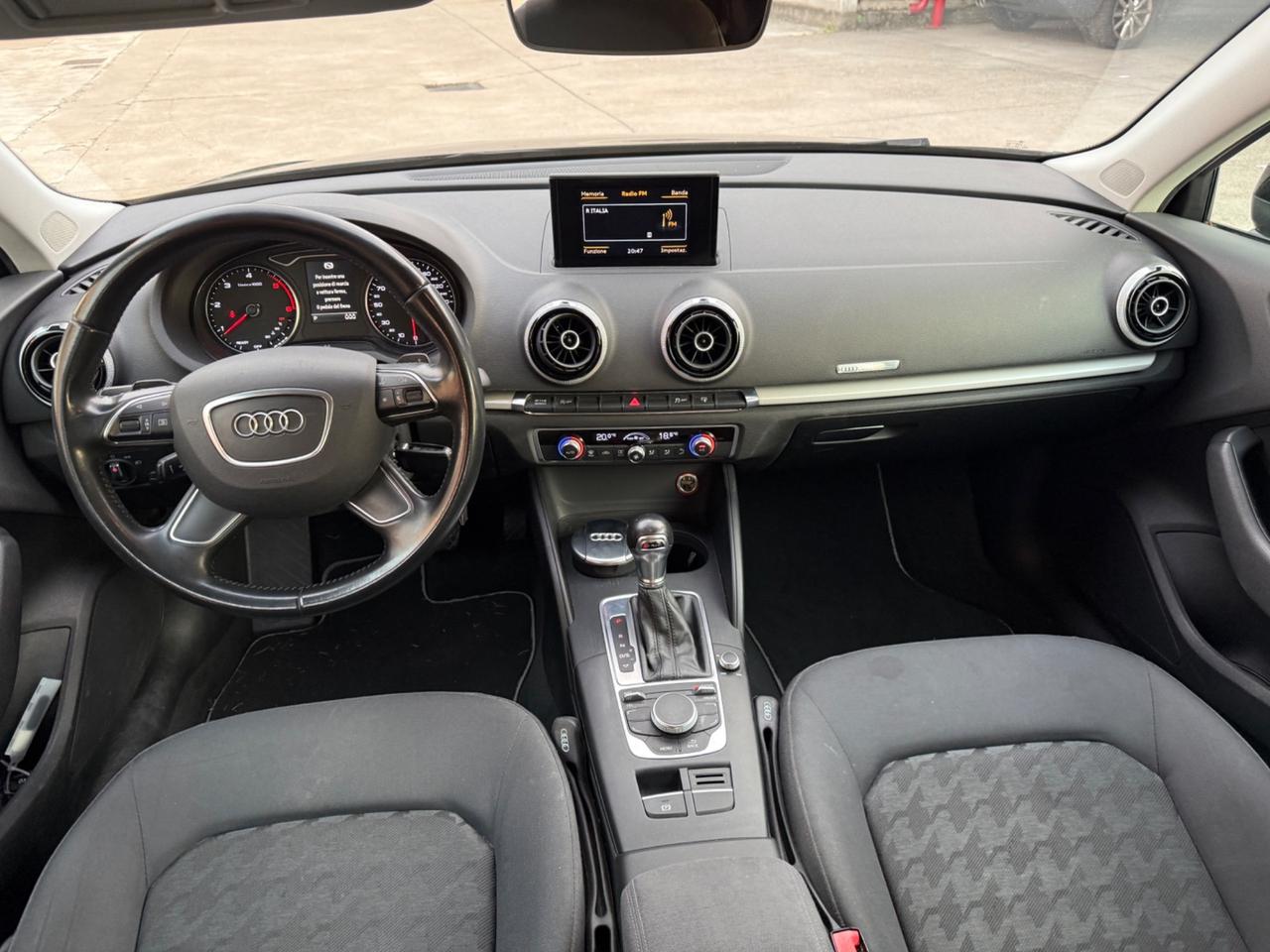 Audi A3 1.6 TDI S tronic