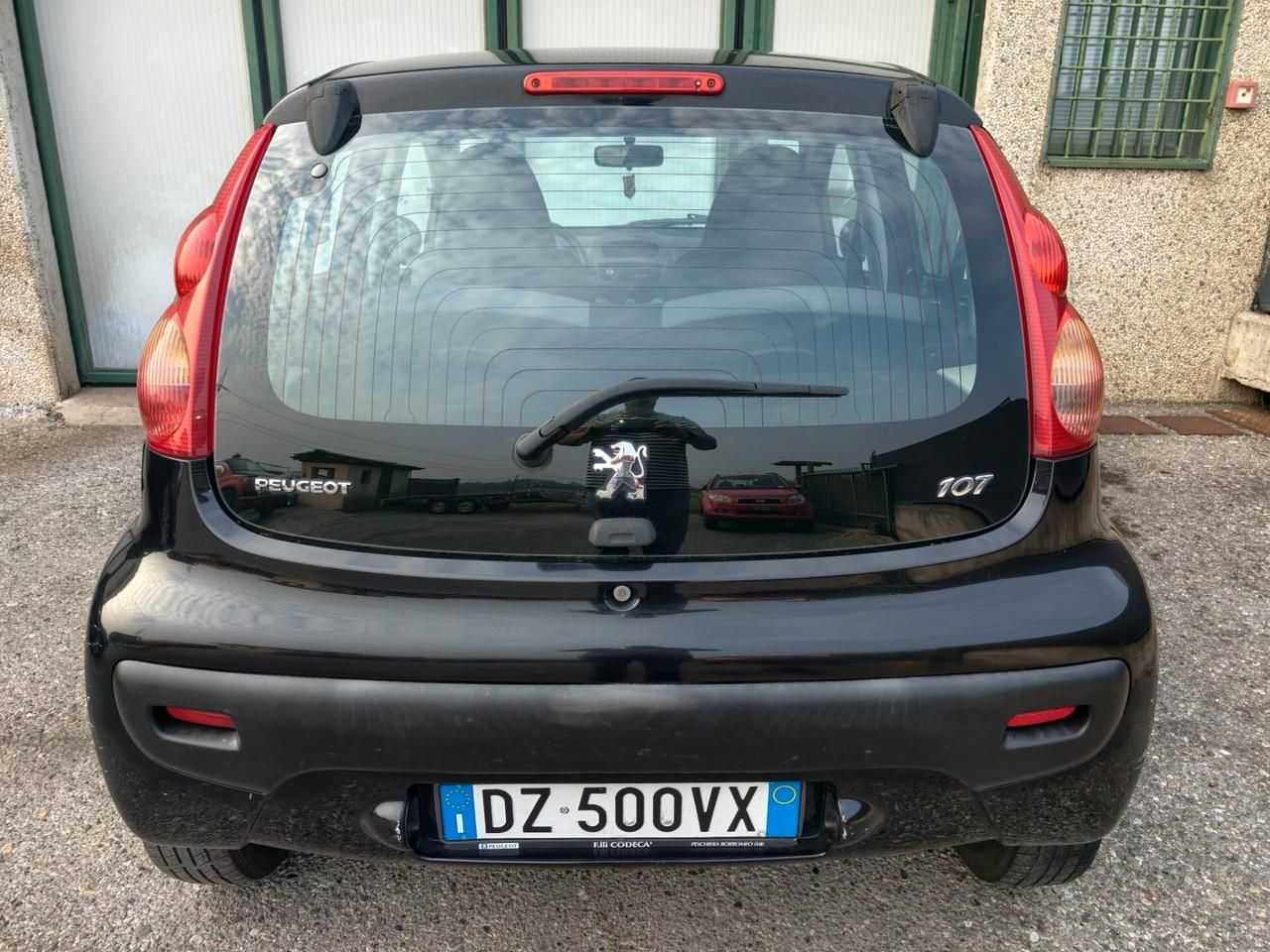 Peugeot 107 1.0 5 PORTE UNICO PROPRIETARIO NEOPATENTATI 2010