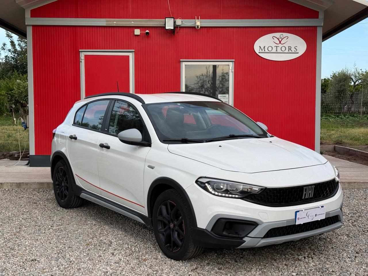 Fiat Tipo 1.6 Mjt S&S 5 porte Cross Garmin
