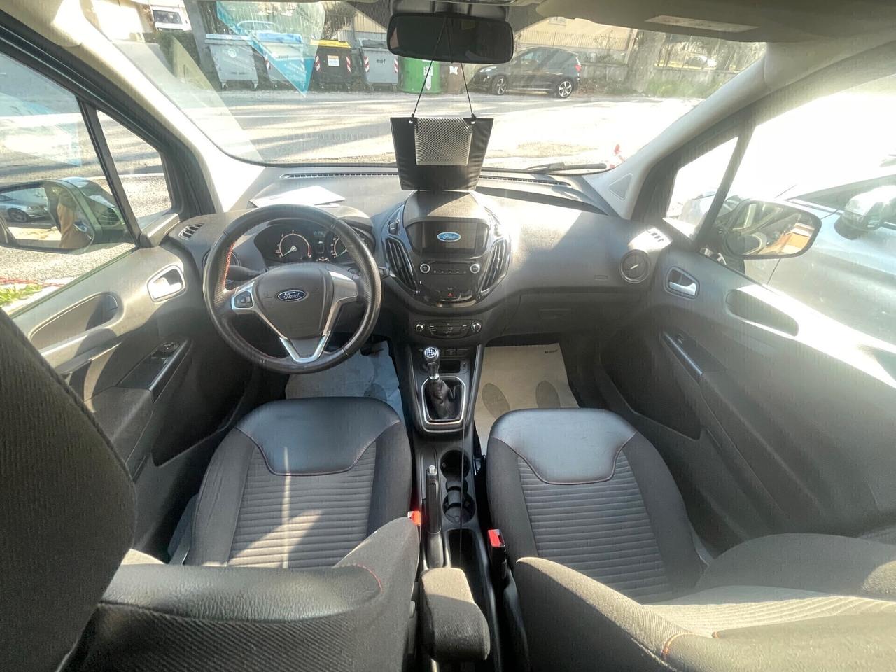 Ford Tourneo Courier 1.5 TDCI 100 CV S&S Plus