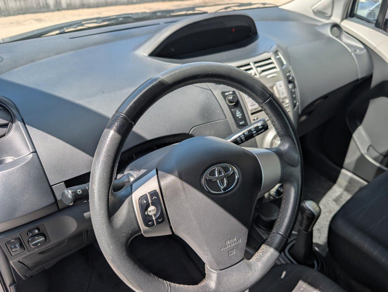 Toyota Yaris 5 Porte Yaris 5p 1.0 Sol