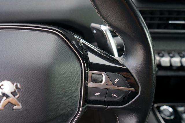 PEUGEOT 3008 Hybrid4 300 e-EAT8 GT