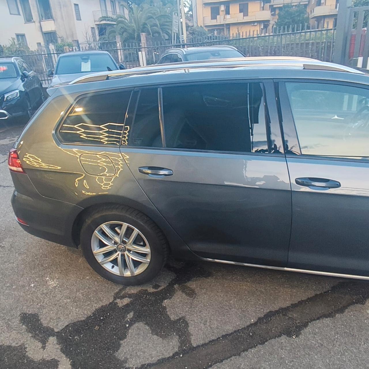 Volkswagen Golf 1.6 TDI