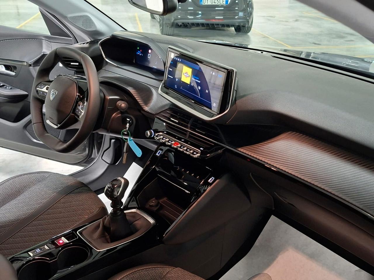 Peugeot 208 1200 PureTech 101CV Allure 5 Porte Km. 0