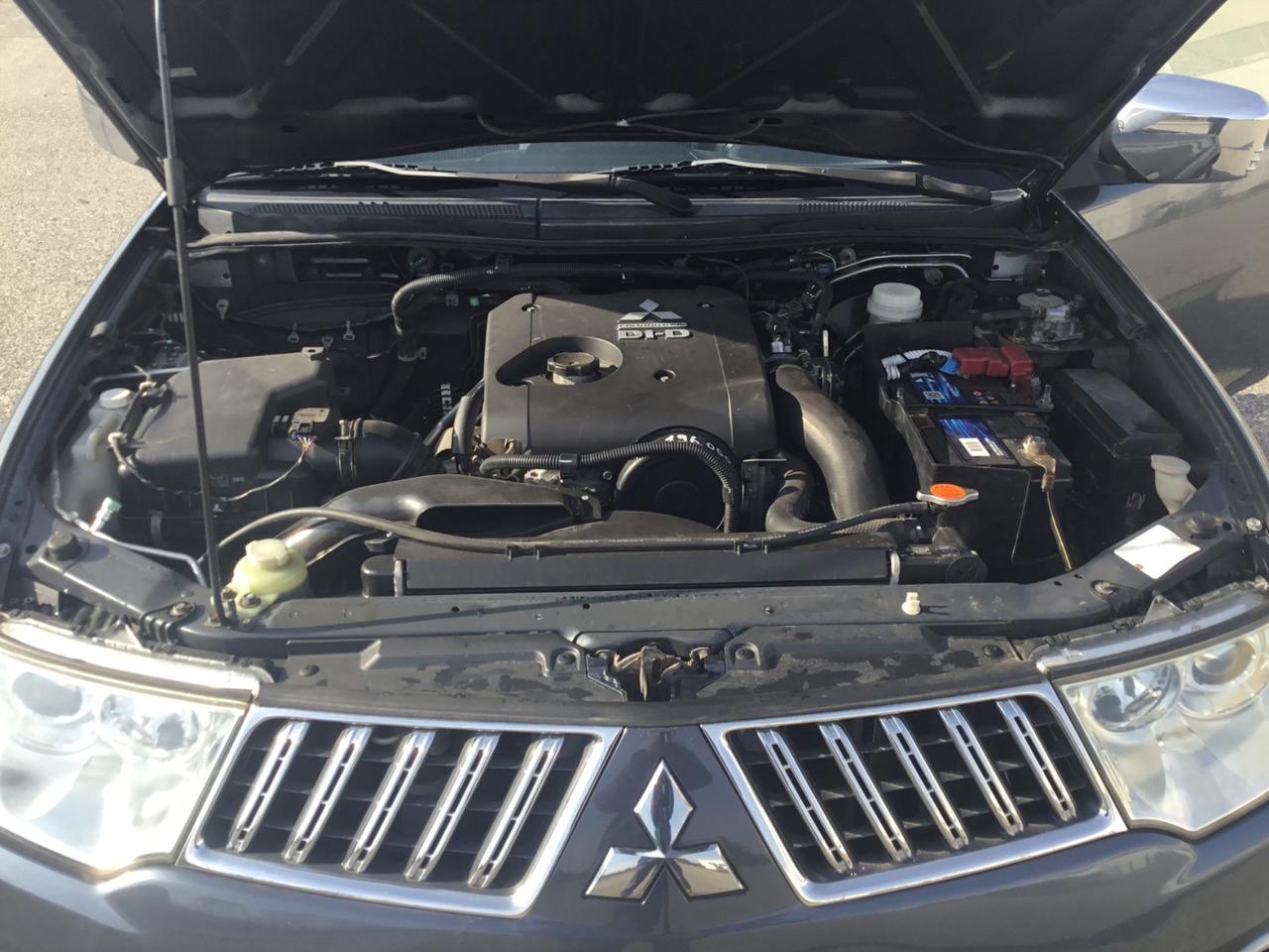 Mitsubishi L200 club cab cassone ribaltabile