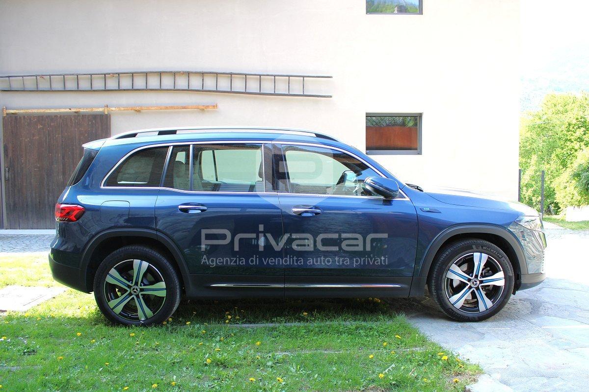 MERCEDES EQB 300 4Matic Sport Plus