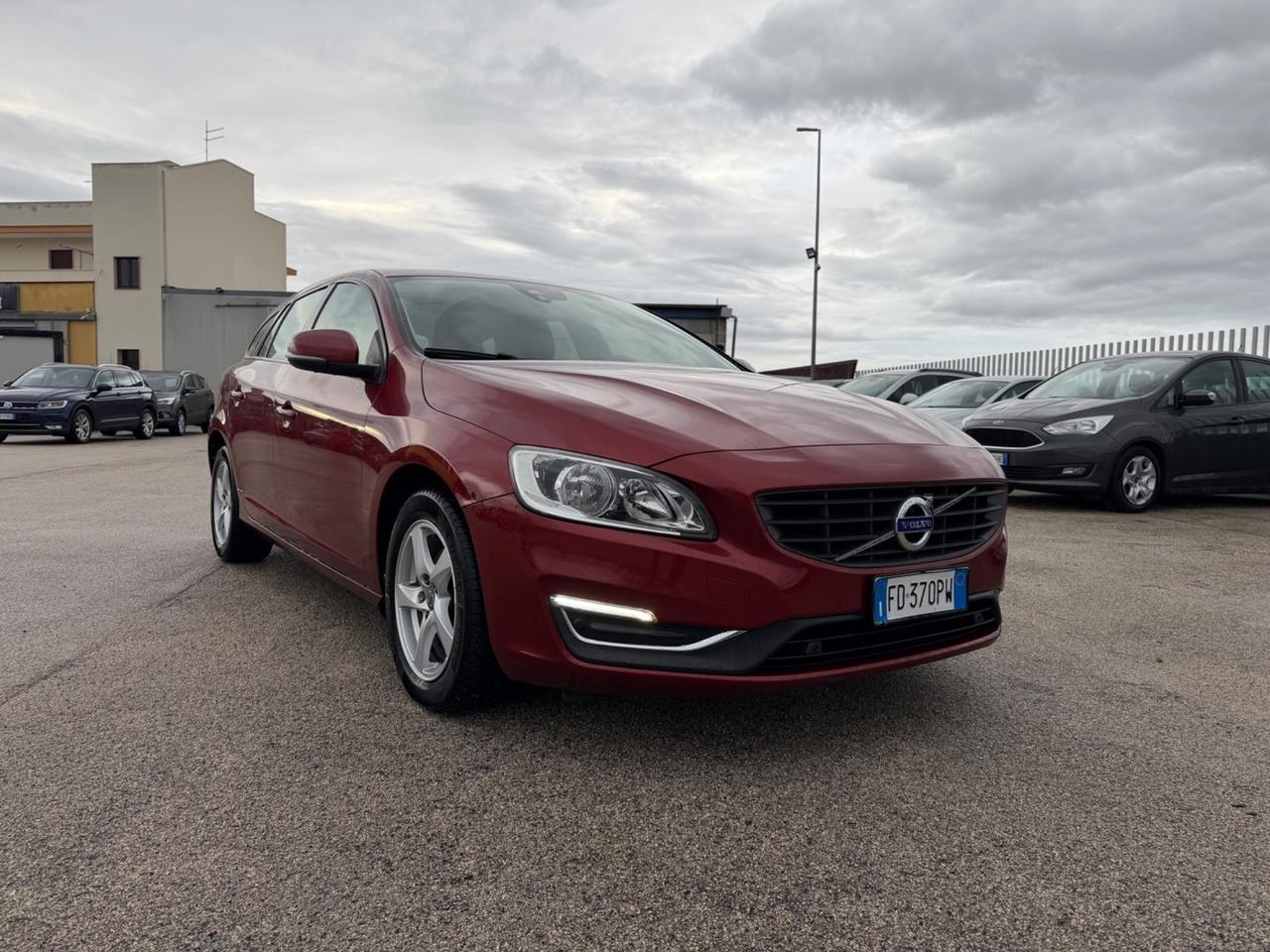 VOLVO V60 2.0D D3 150CV FULL LED MANUALE MY16