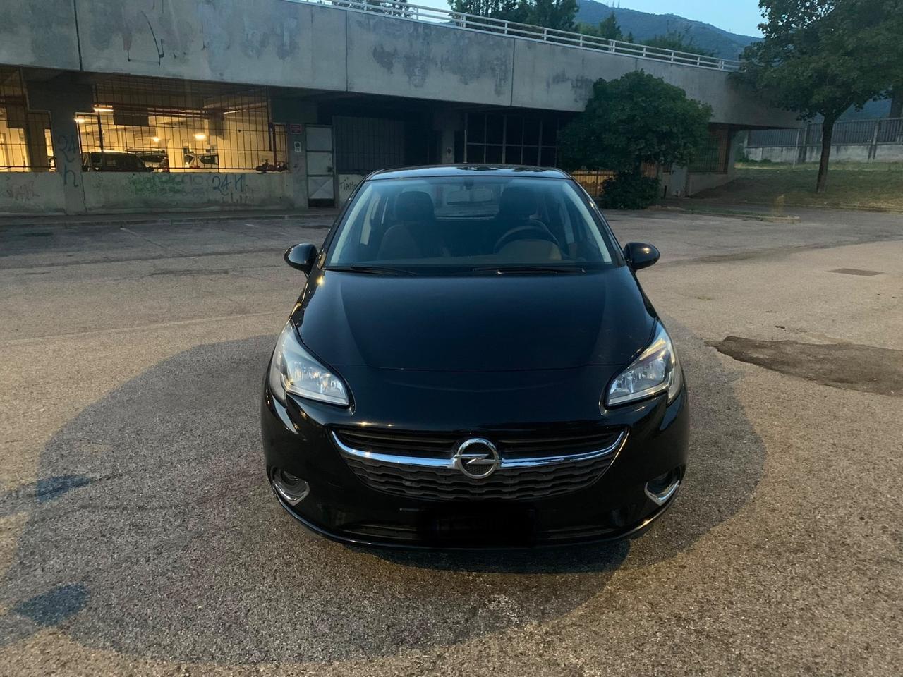 Opel Corsa 1.4 90CV GPL Tech 5 porte