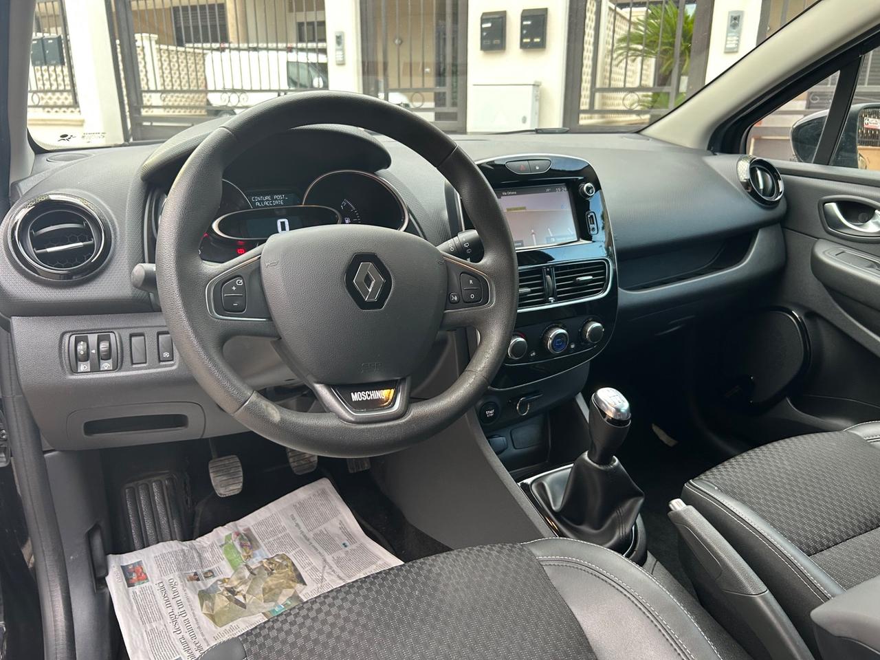 Renault Clio dCi 8V 75 CV 5 porte Moschino Zen
