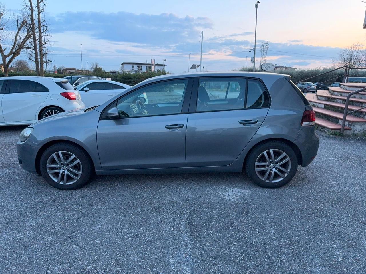 Volkswagen Golf 1.6 TDI DPF 5p. Highline