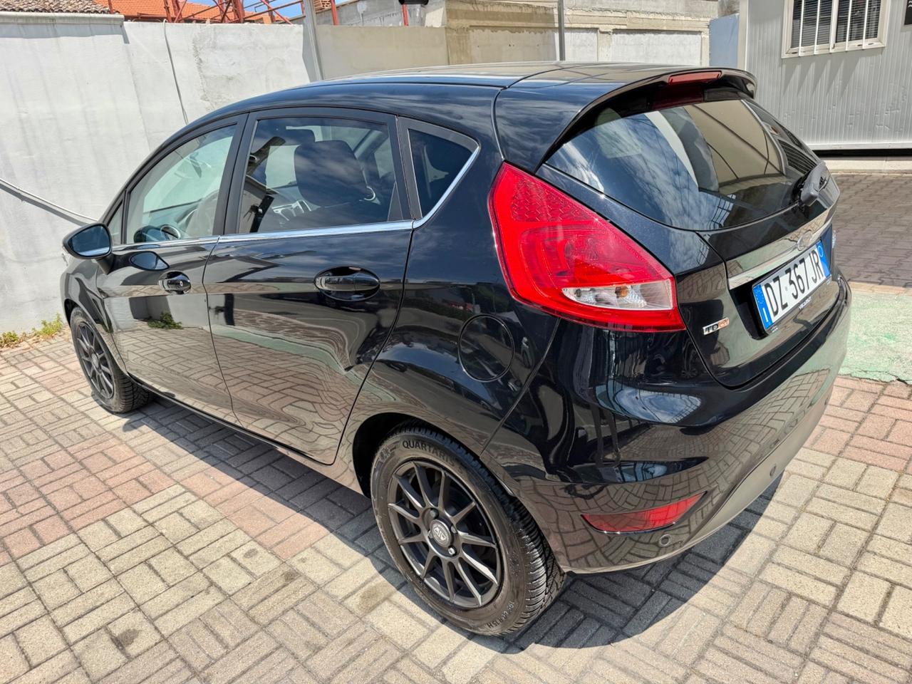Ford Fiesta 1.4 TDCi Titanium - GARANZIA