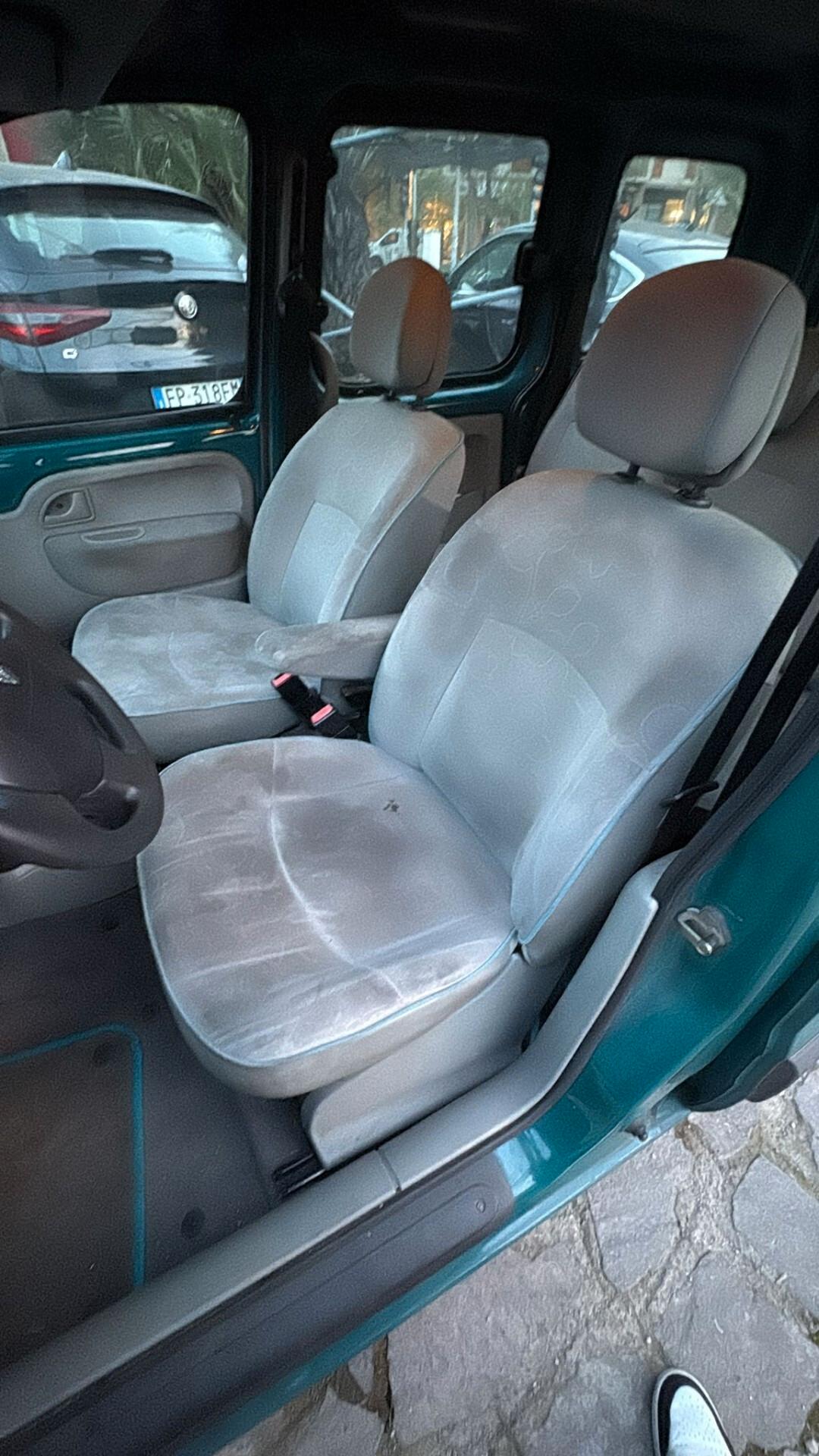 Renault Kangoo 1.6 16V 5p. Luxe