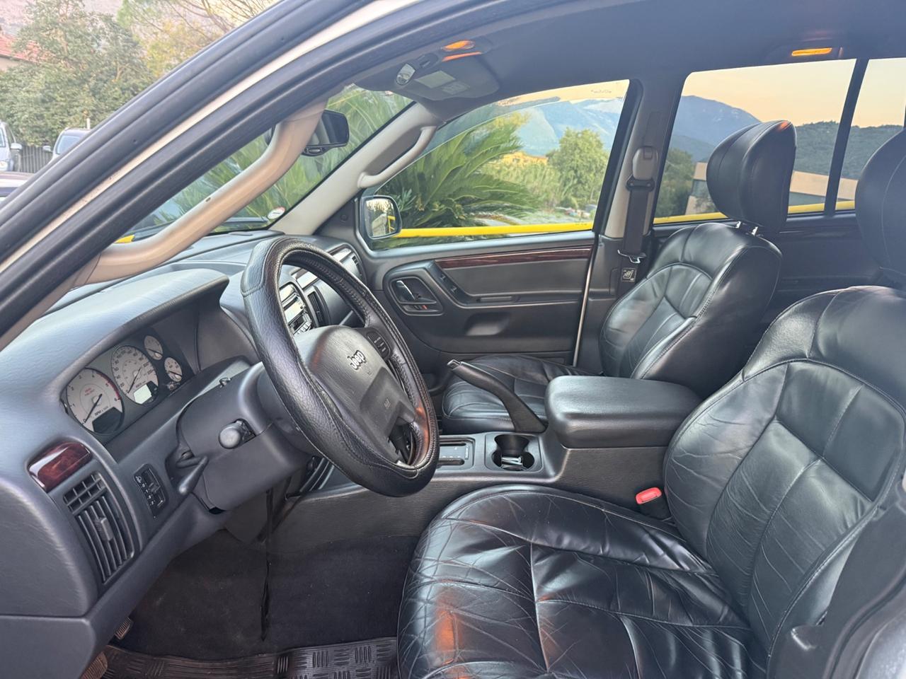 Jeep Grand Cherokee 2.7 diesel overland cat gancio traino omologato