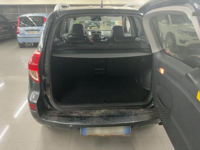 TOYOTA RAV 4 MY23 RAV4 2.2 D-4D 136 CV DPF Sol
