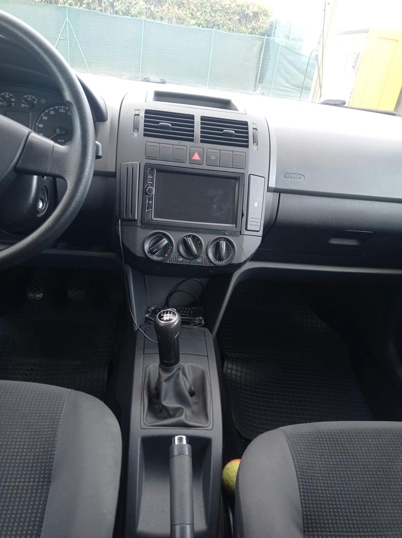 Volkswagen Polo 1.2/70CV 12V 5p. Comfortline