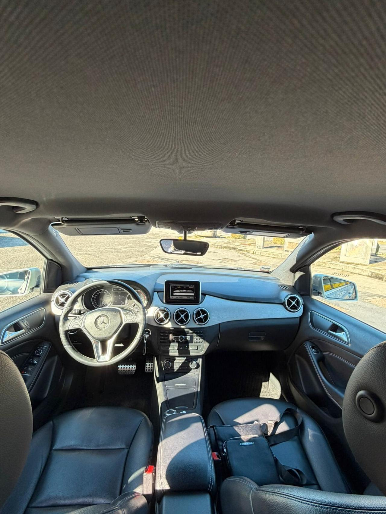 Mercedes-benz B 200 CDI BlueEFFICIENCY Premium