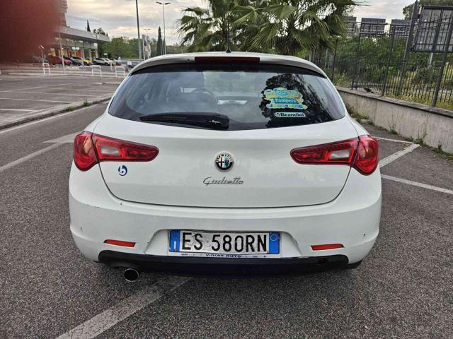 ALFA ROMEO Giulietta 1.6 JTDm-2 105 CV Distinctive