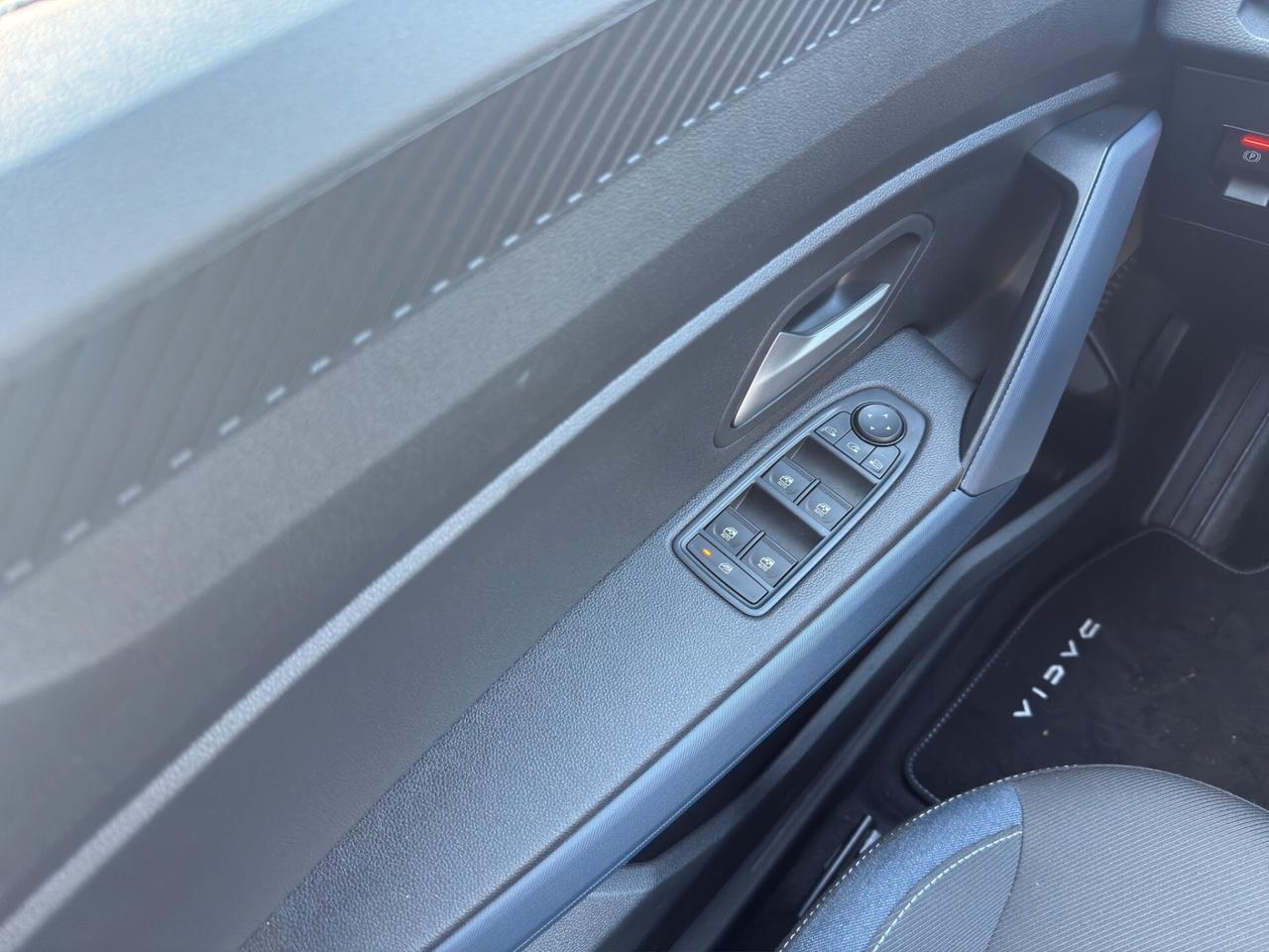 Dacia Duster Hybrid 140 CV Journey