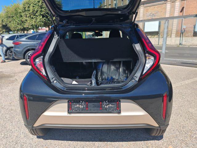 TOYOTA Aygo X 1000 VVT-I TREND 72CV 5P CARPLAY CAM"17 ITALIA