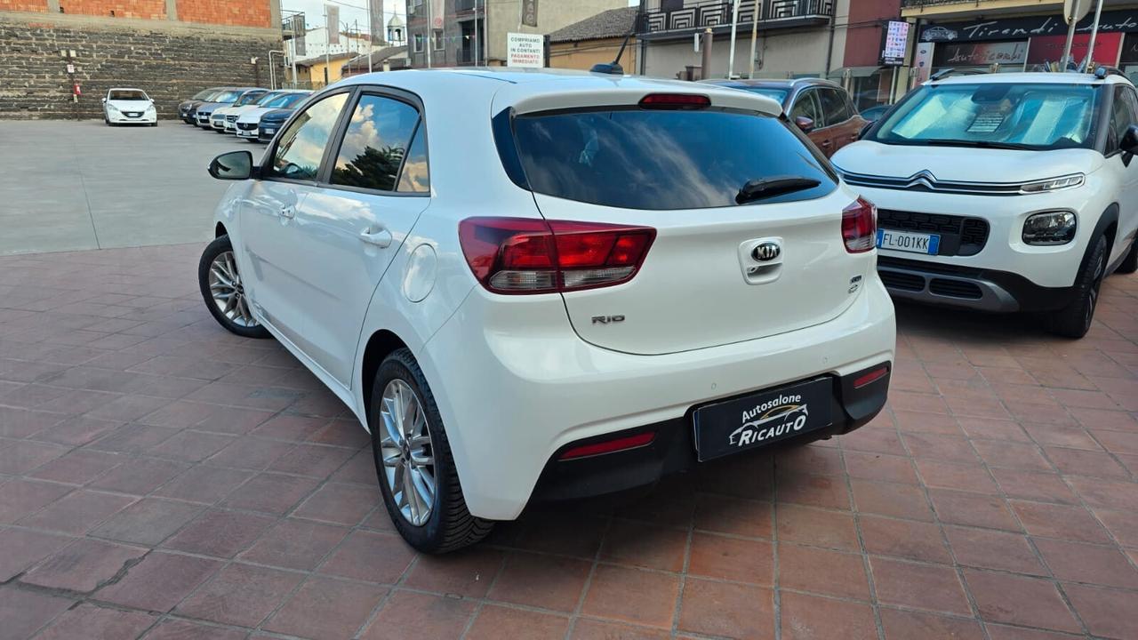 Kia Rio 1.4 CRDi 90CV 5 porte Cool