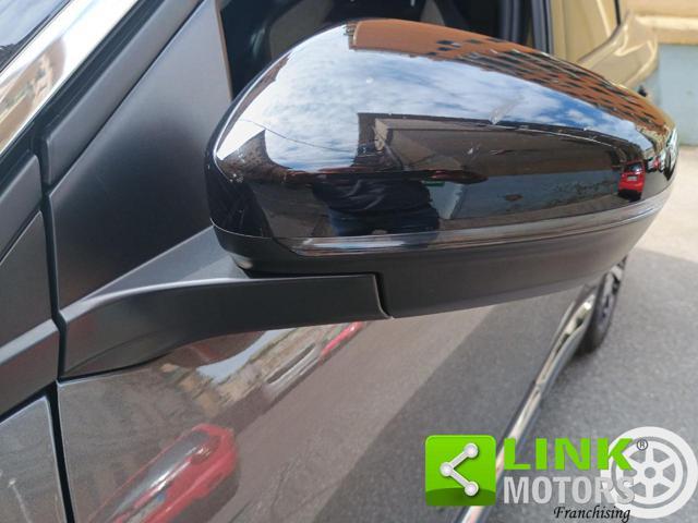 PEUGEOT 3008 Hybrid4 300 e-EAT8 GT Line