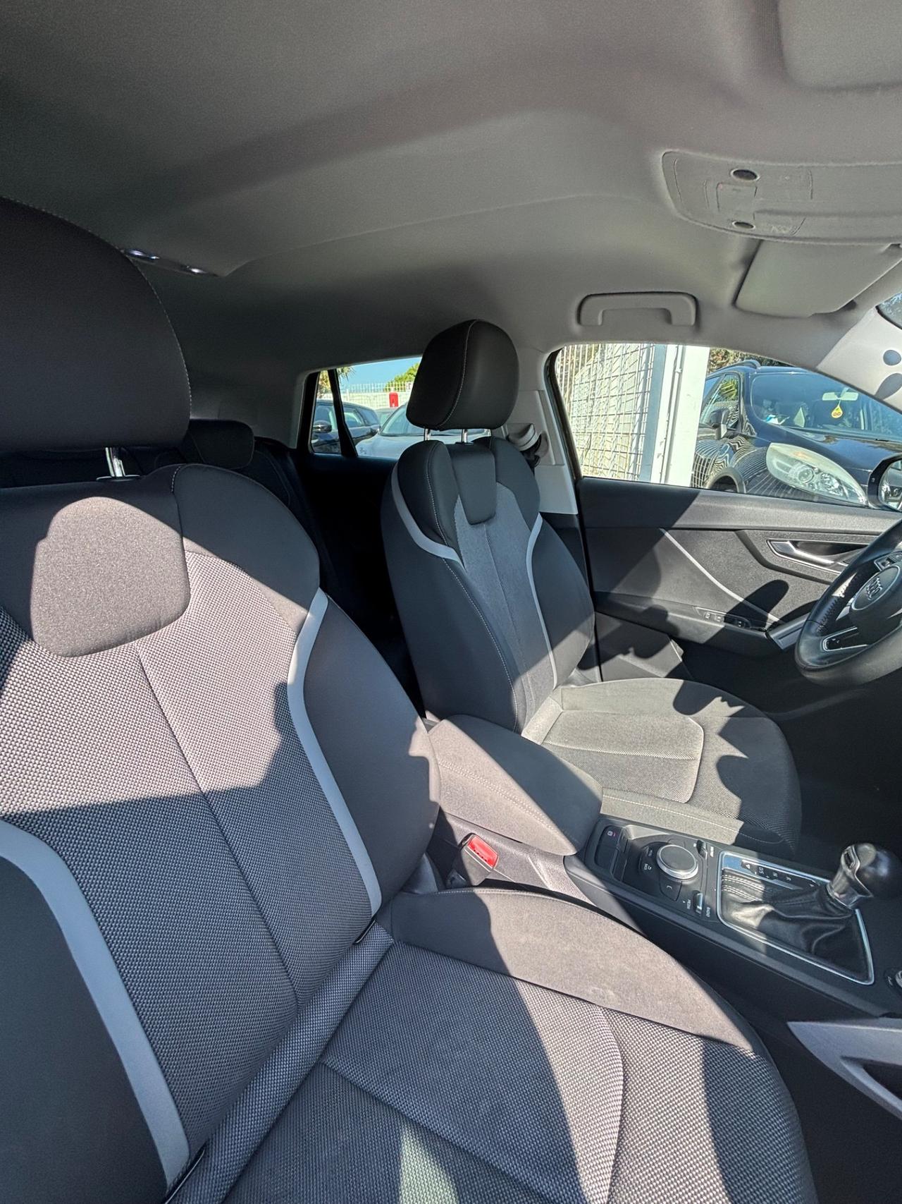 Audi Q2 30 TDI S tronic Business