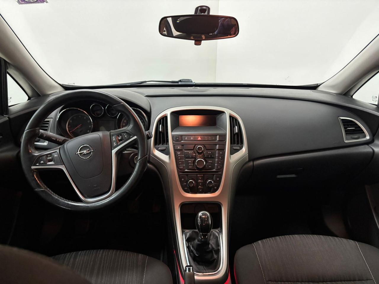 Opel Astra 1.4 Turbo 140CV 5 porte GPL