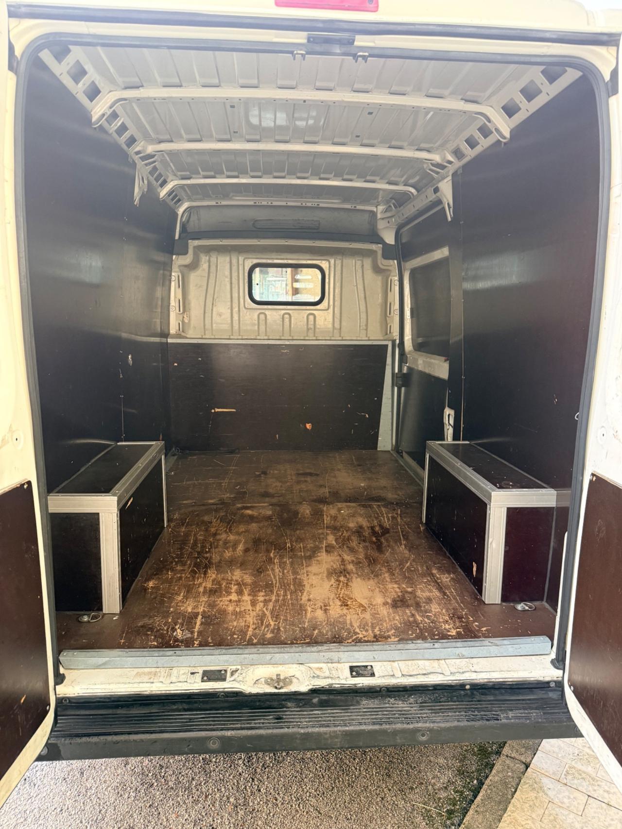 Peugeot boxer