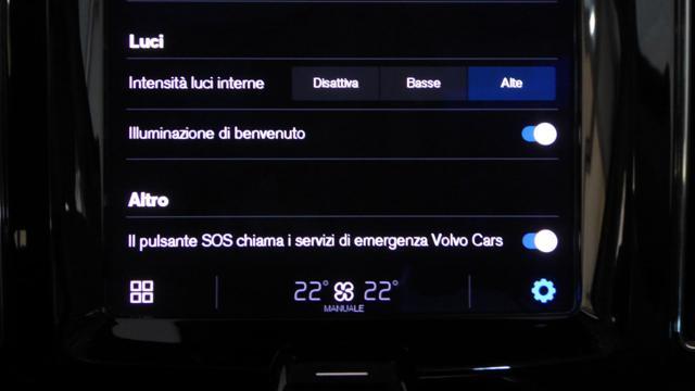 VOLVO XC60 B4 (d) AWD automatico Plus Bright